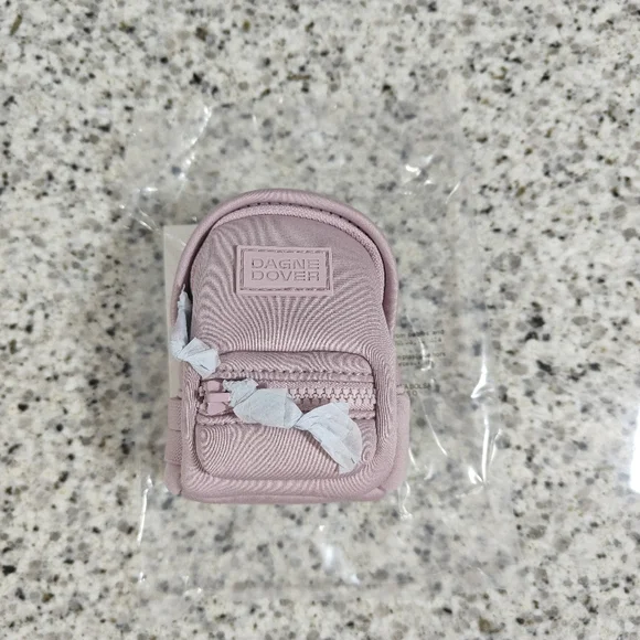 Dagne Dover limited edition Dakota Keychain (wild rose) - Picture 2 of 10